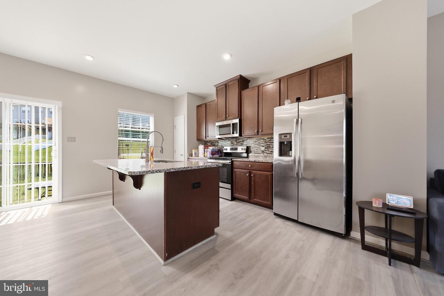 174 Ontario Dr Property Photo 33