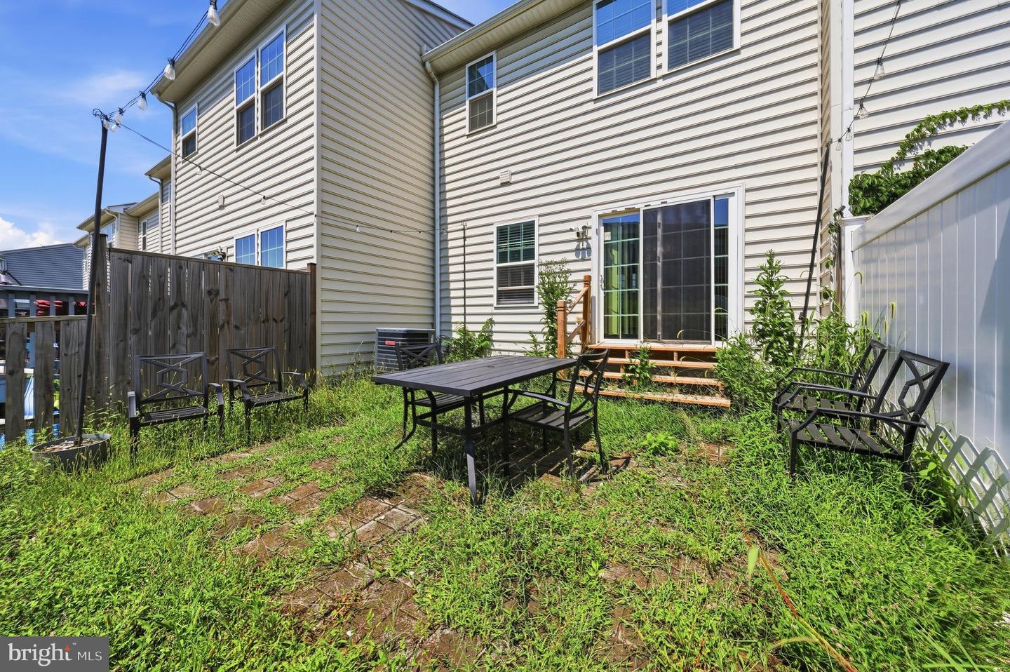 174 Ontario Dr Property Photo 70