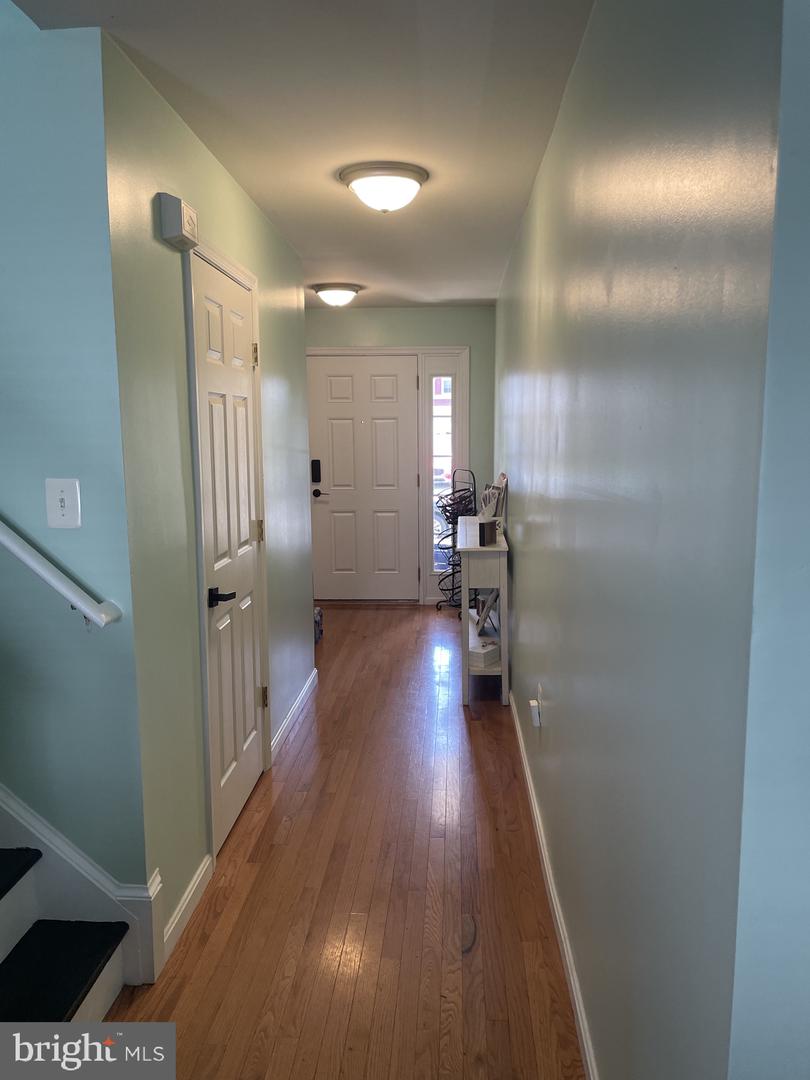 105 Seurat Ln Property Photo 16
