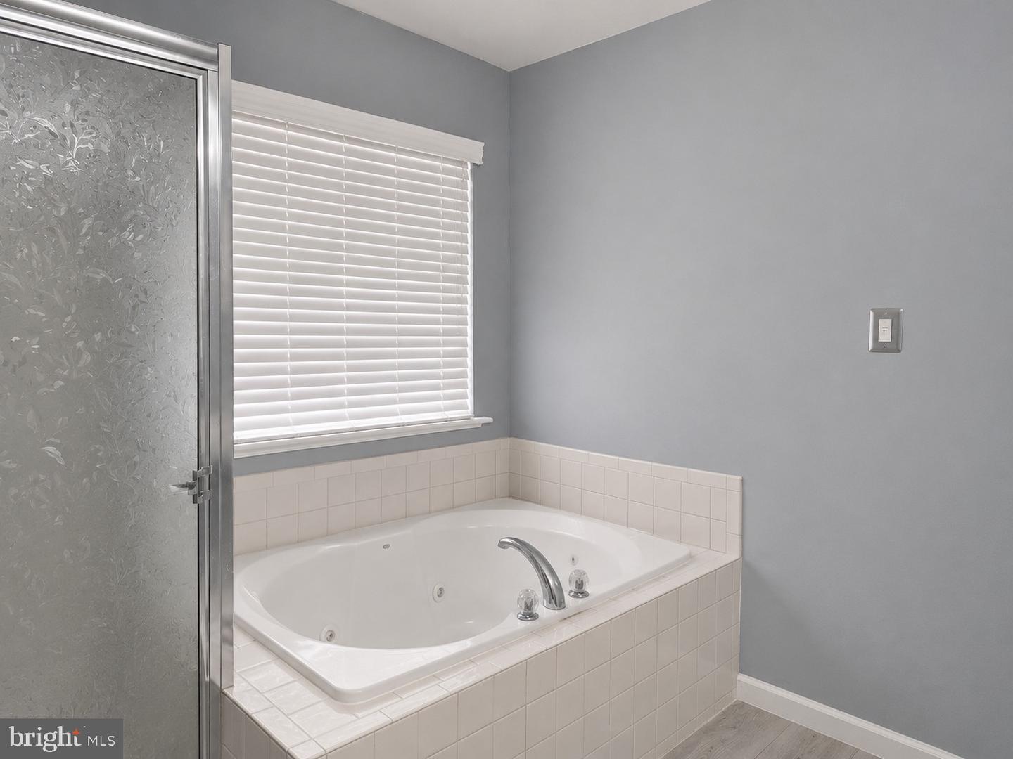 105 Seurat Ln Property Photo 22