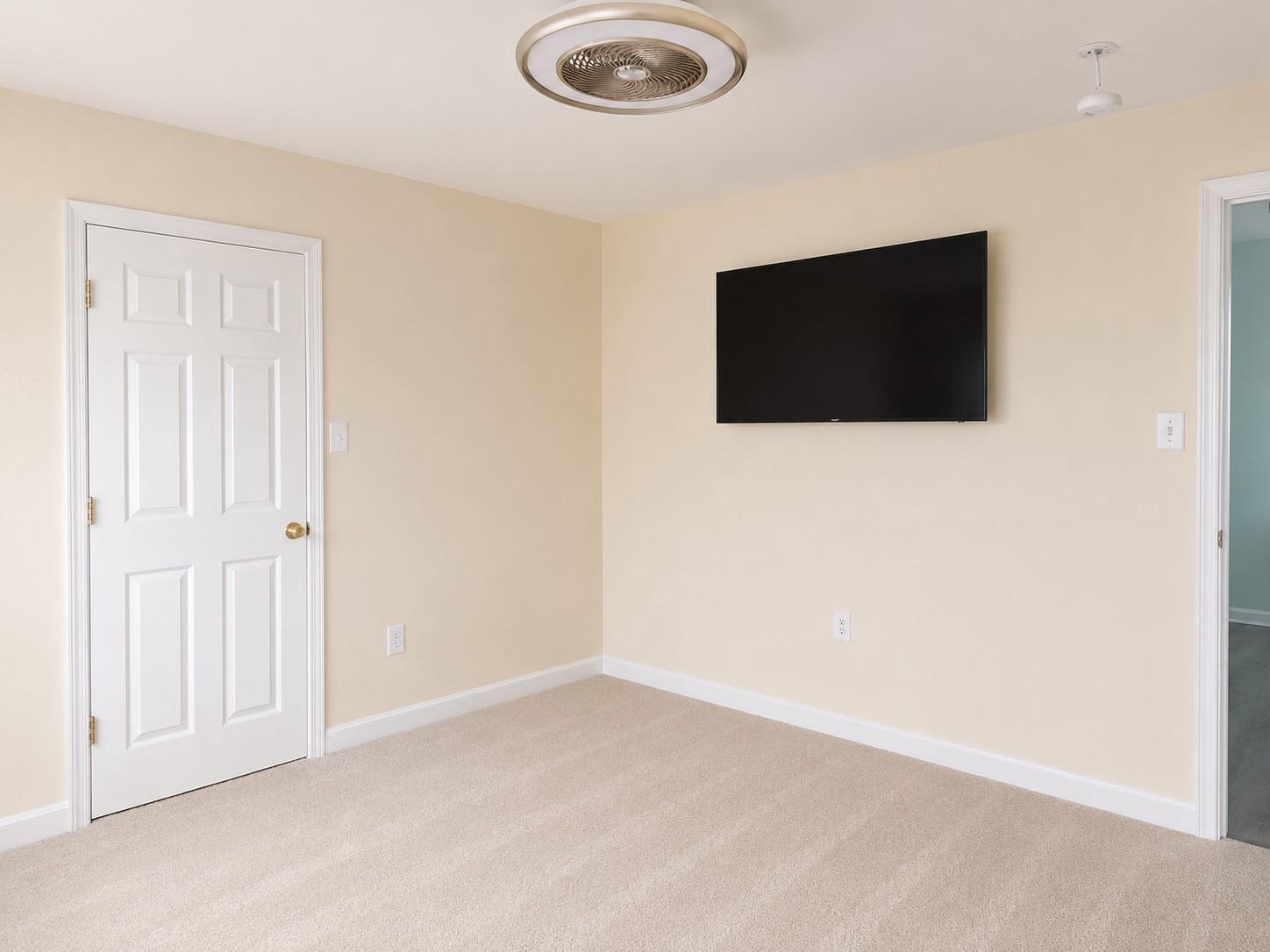 105 Seurat Ln Property Photo 24