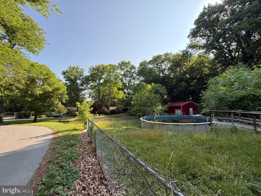 608 Gosling Marsh Rd Property Photo 8