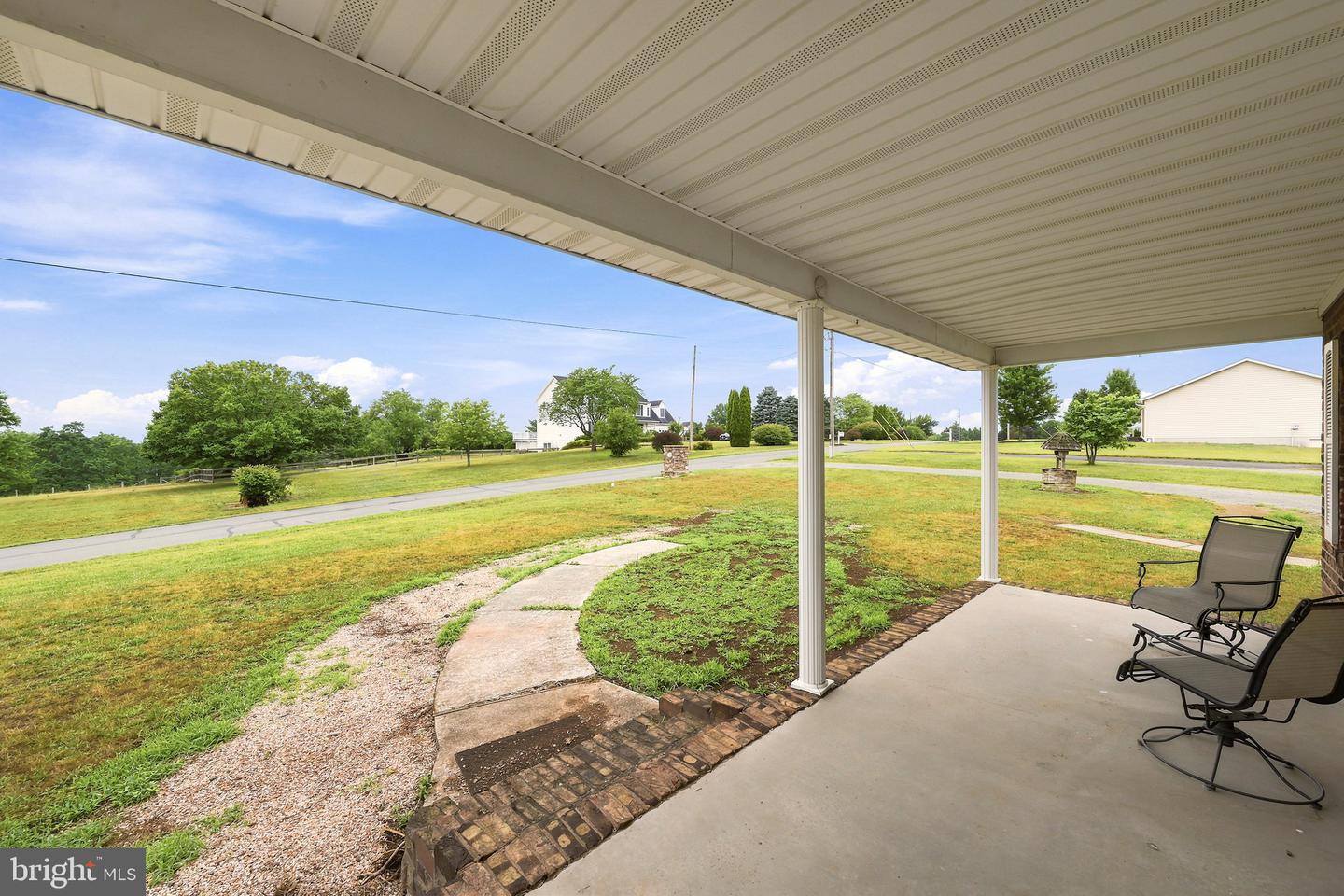 270 Falcon Dr Property Photo 7