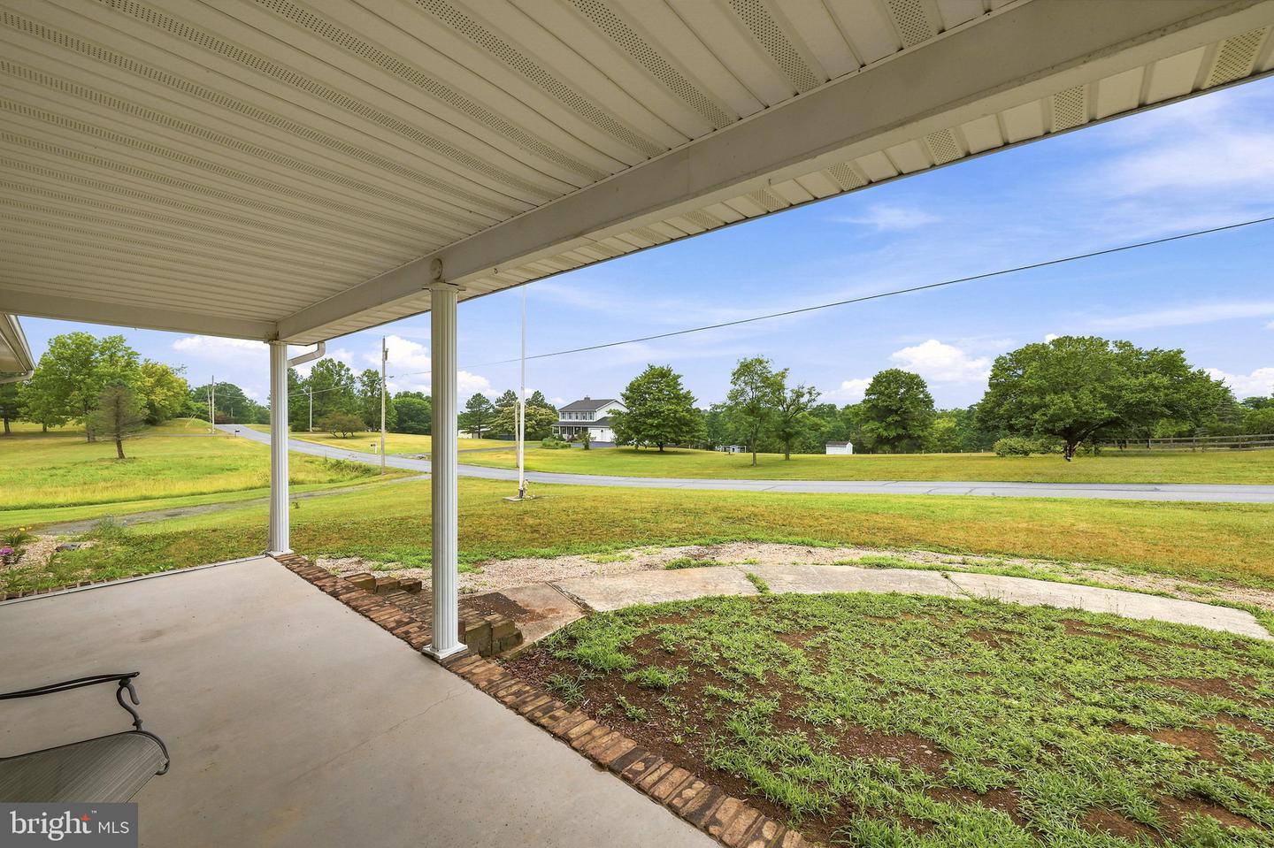270 Falcon Dr Property Photo 8