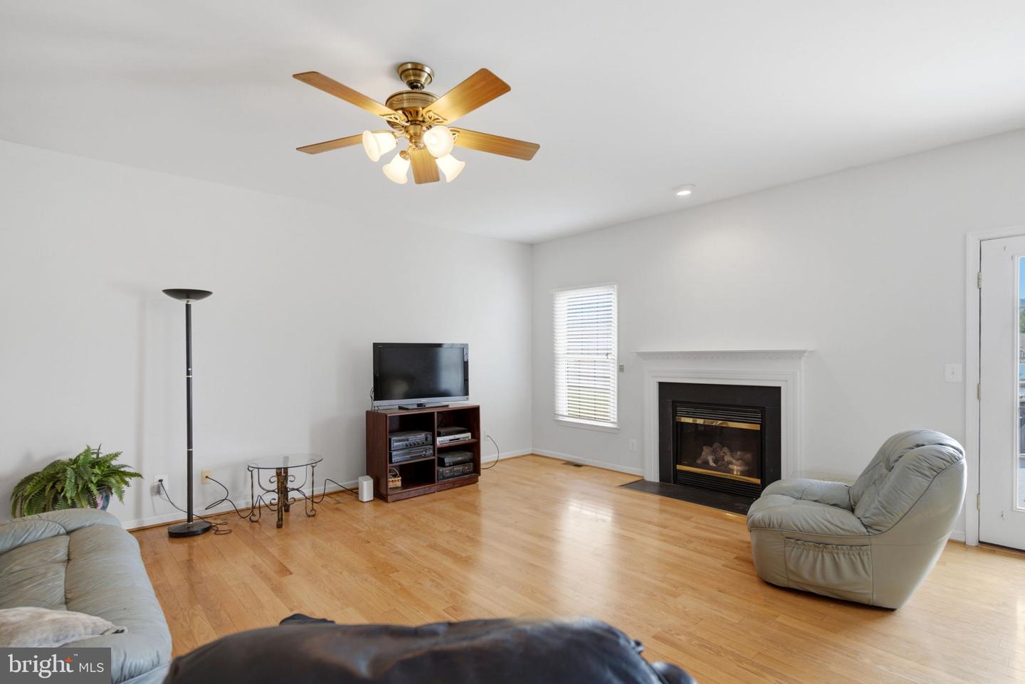 473 Nathaniel Dr Property Photo 10