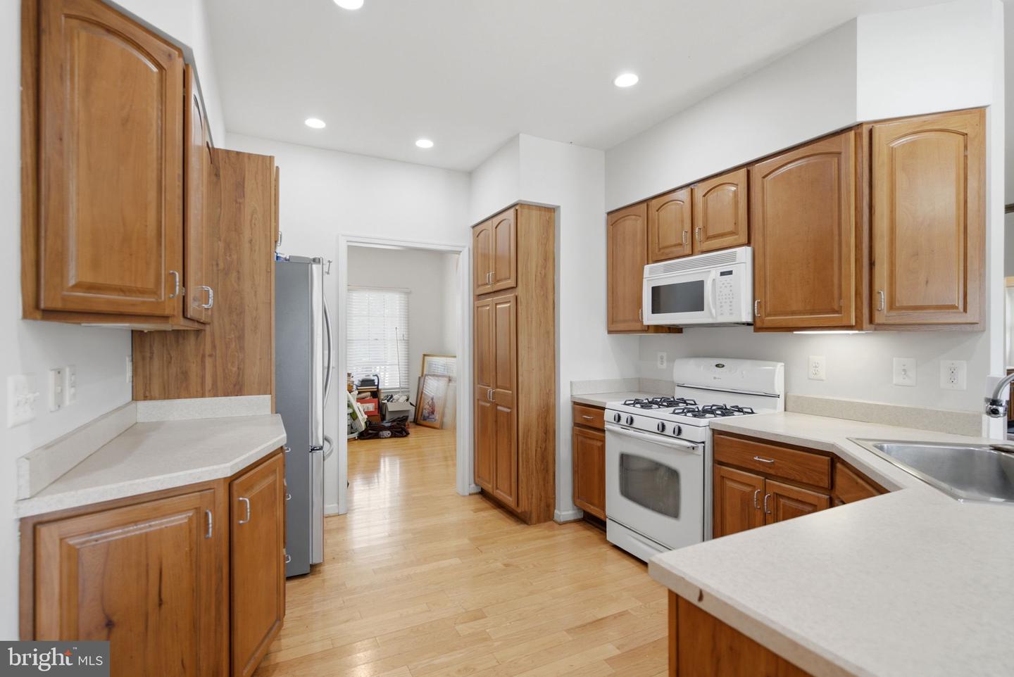 473 Nathaniel Dr Property Photo 19