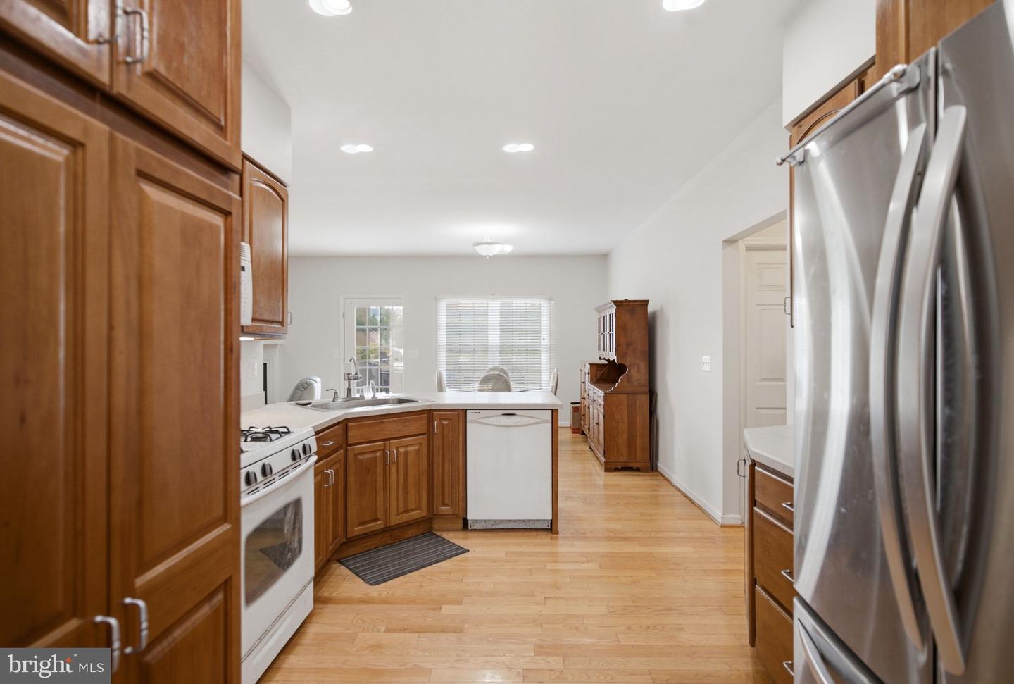 473 Nathaniel Dr Property Photo 21
