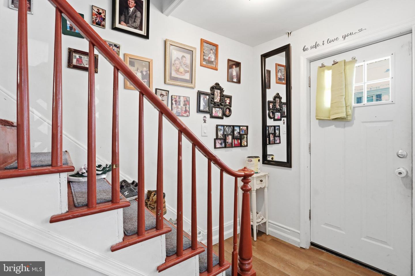 416 W John St Property Photo 6
