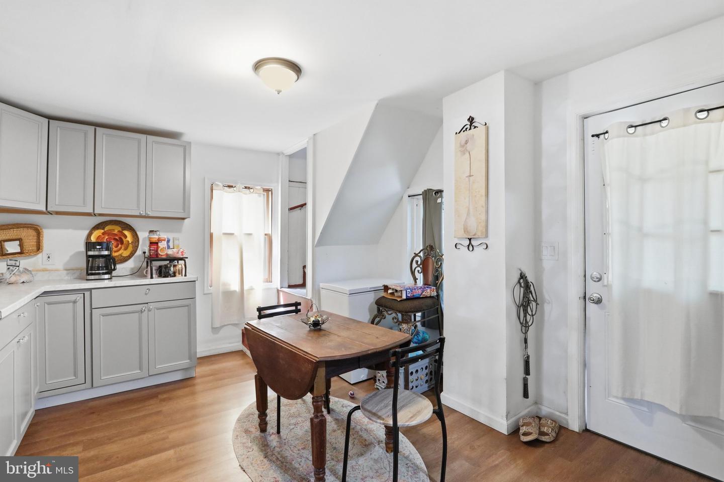 416 W John St Property Photo 17