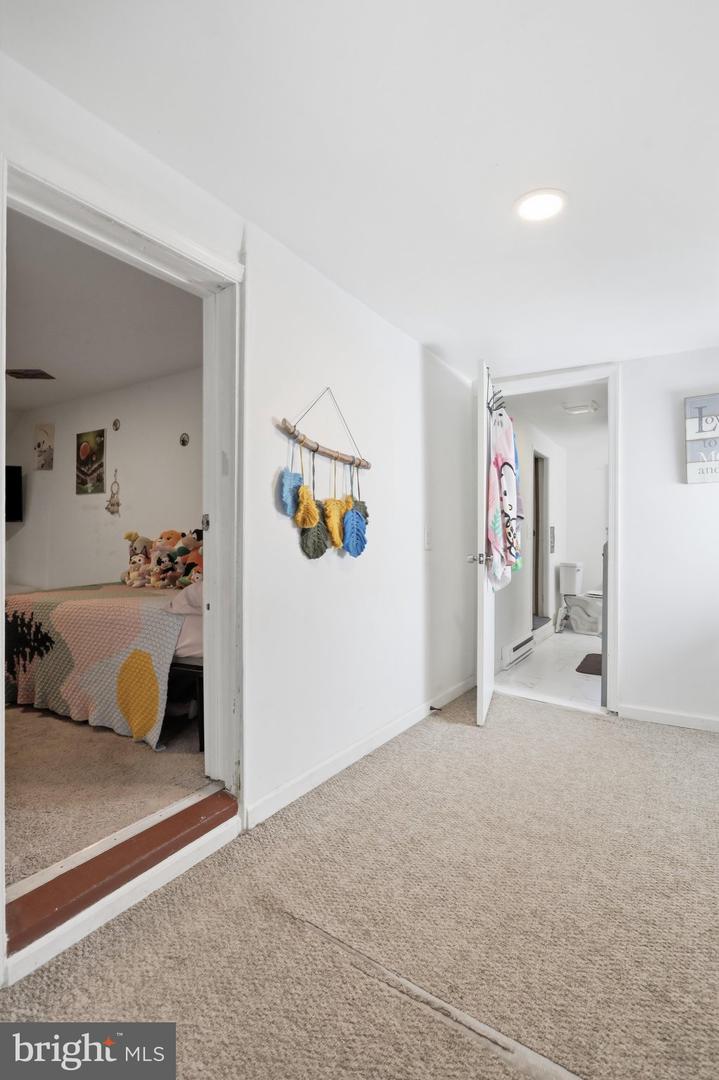 416 W John St Property Photo 24
