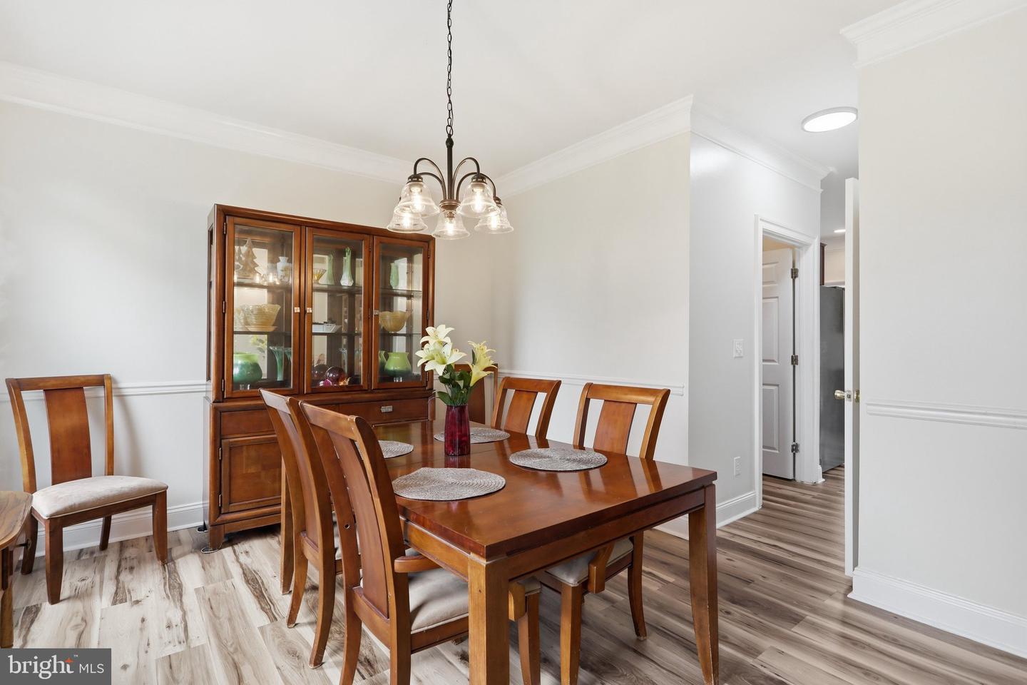 242 Street Of Dreams Property Photo 11