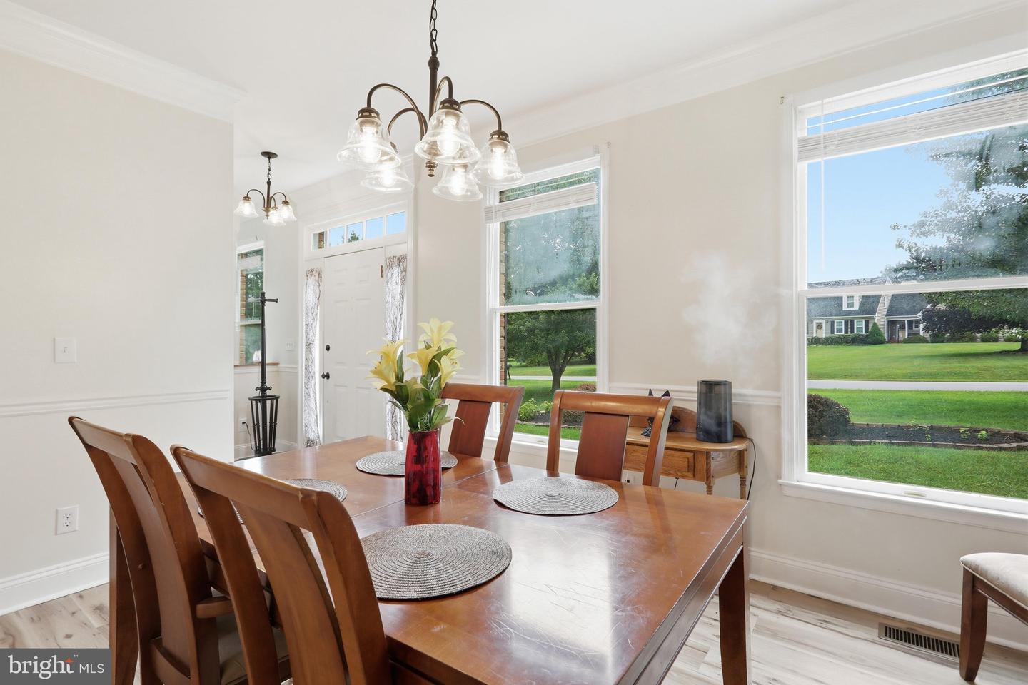 242 Street Of Dreams Property Photo 12