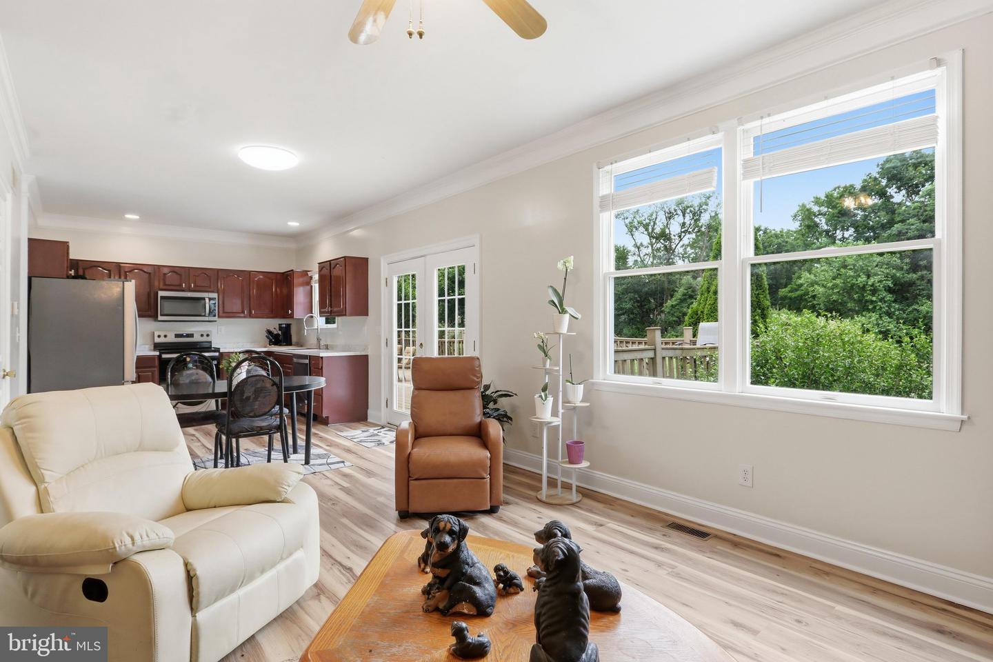 242 Street Of Dreams Property Photo 25