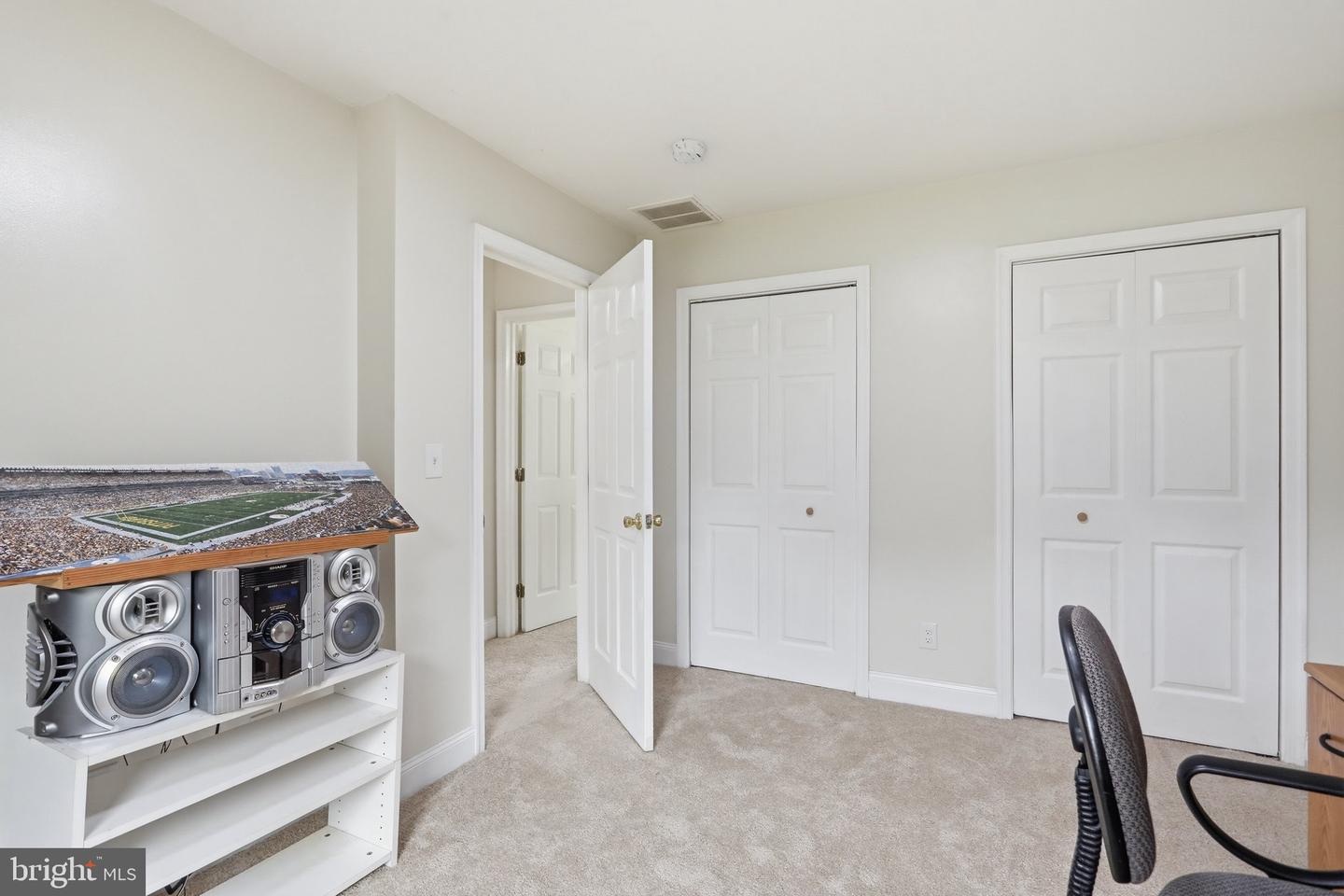 242 Street Of Dreams Property Photo 37