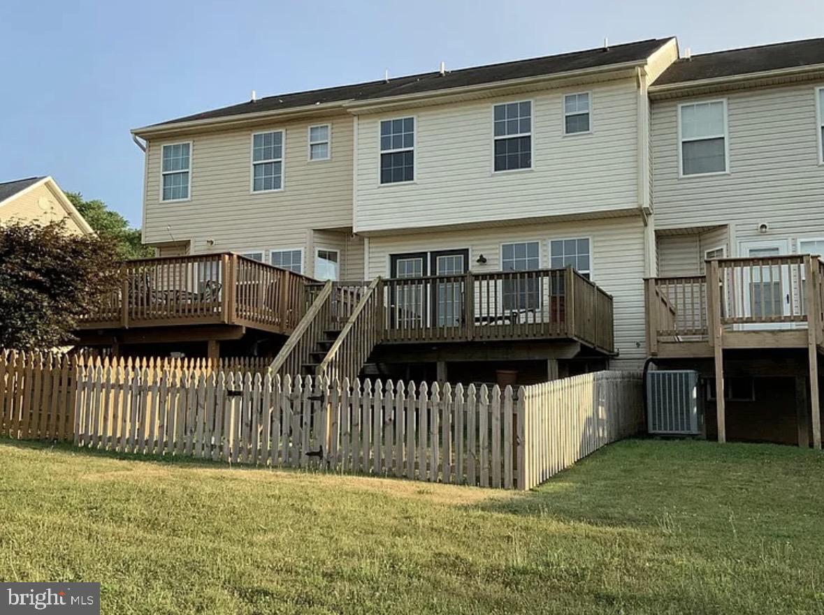 100 Quince Tree Dr Property Photo 15