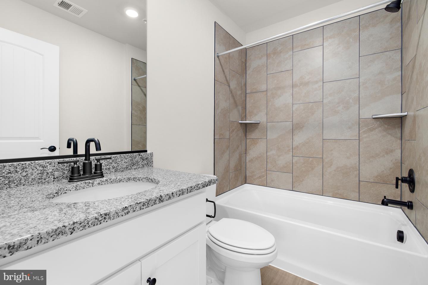 15 Brompton St Property Photo 18