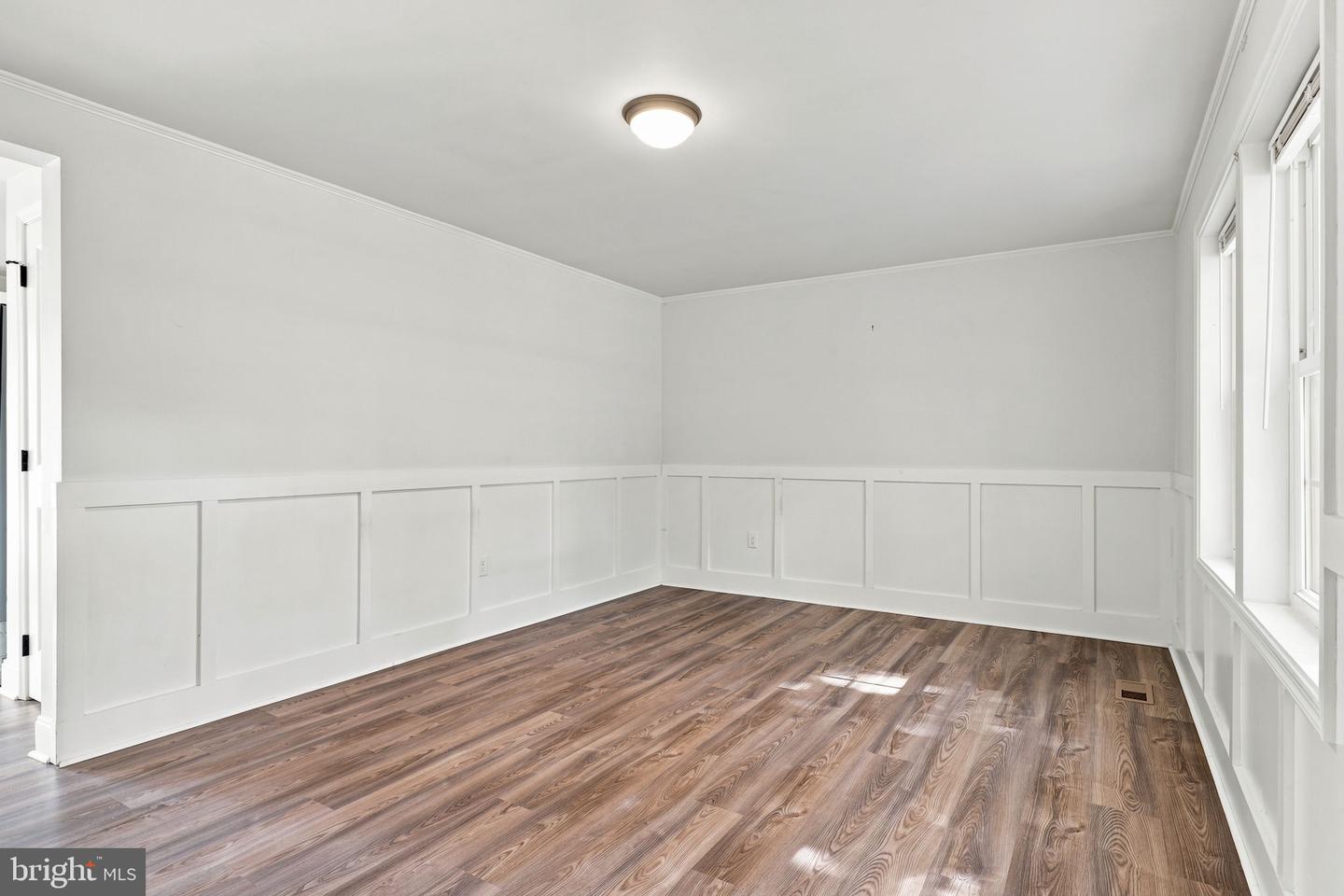 306 Fegan Rd Property Photo 23