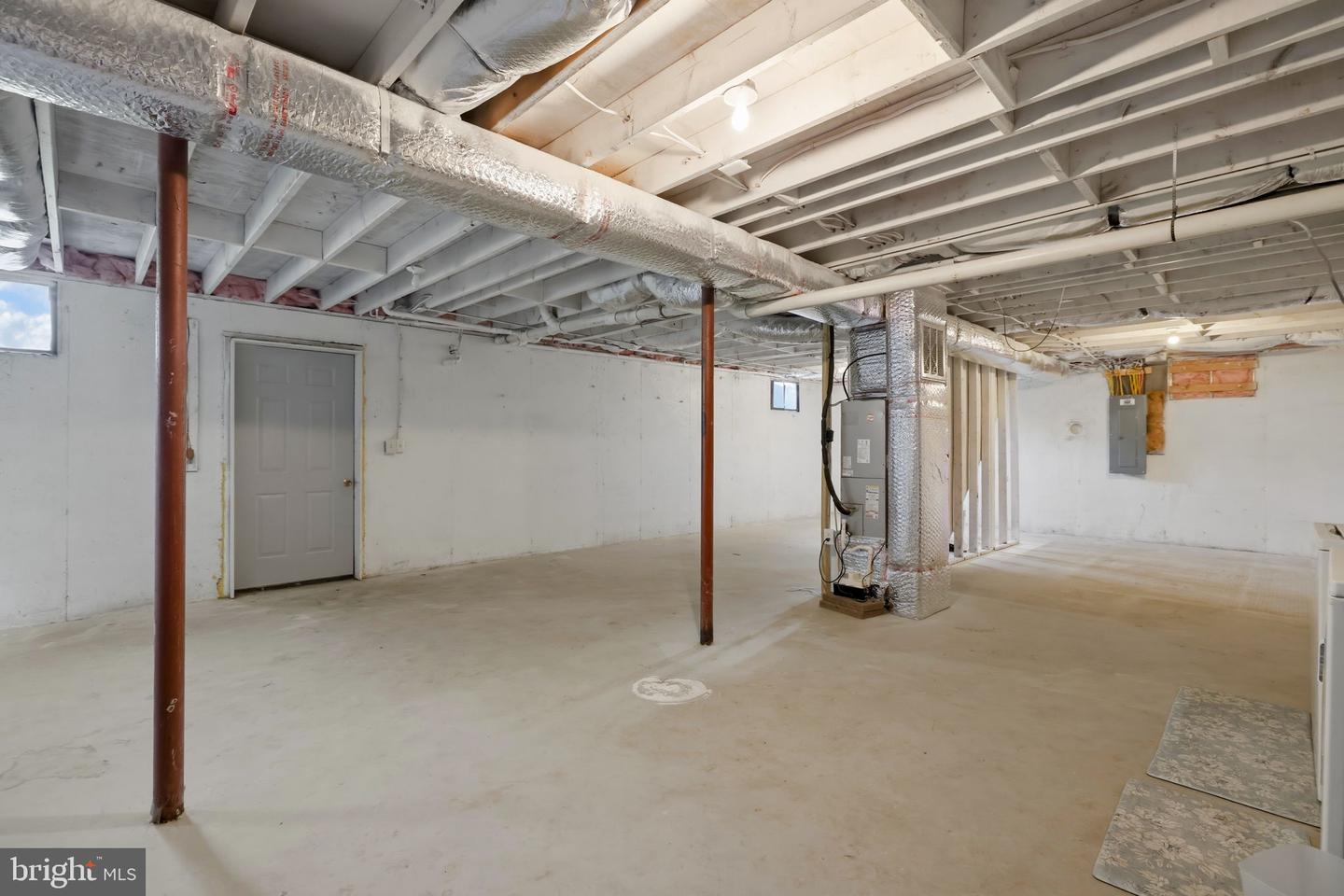 306 Fegan Rd Property Photo 52
