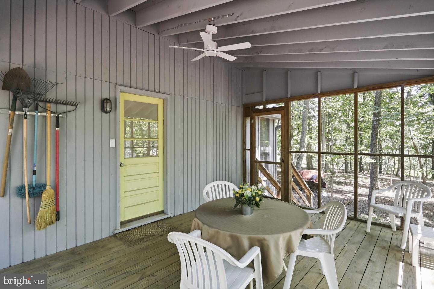 975 Tuckahoe Trl Property Photo 19