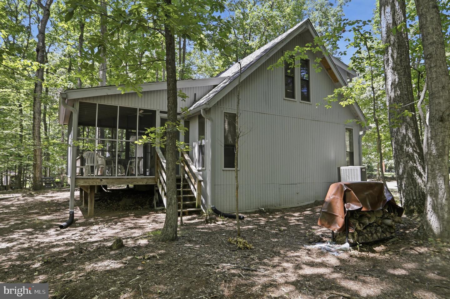 975 Tuckahoe Trl Property Photo 23