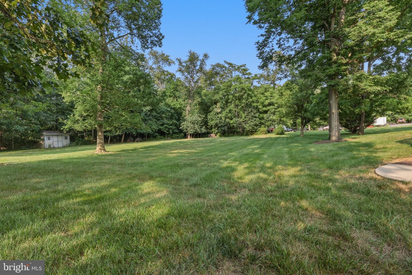 221 Hadley Dr Property Photo 48
