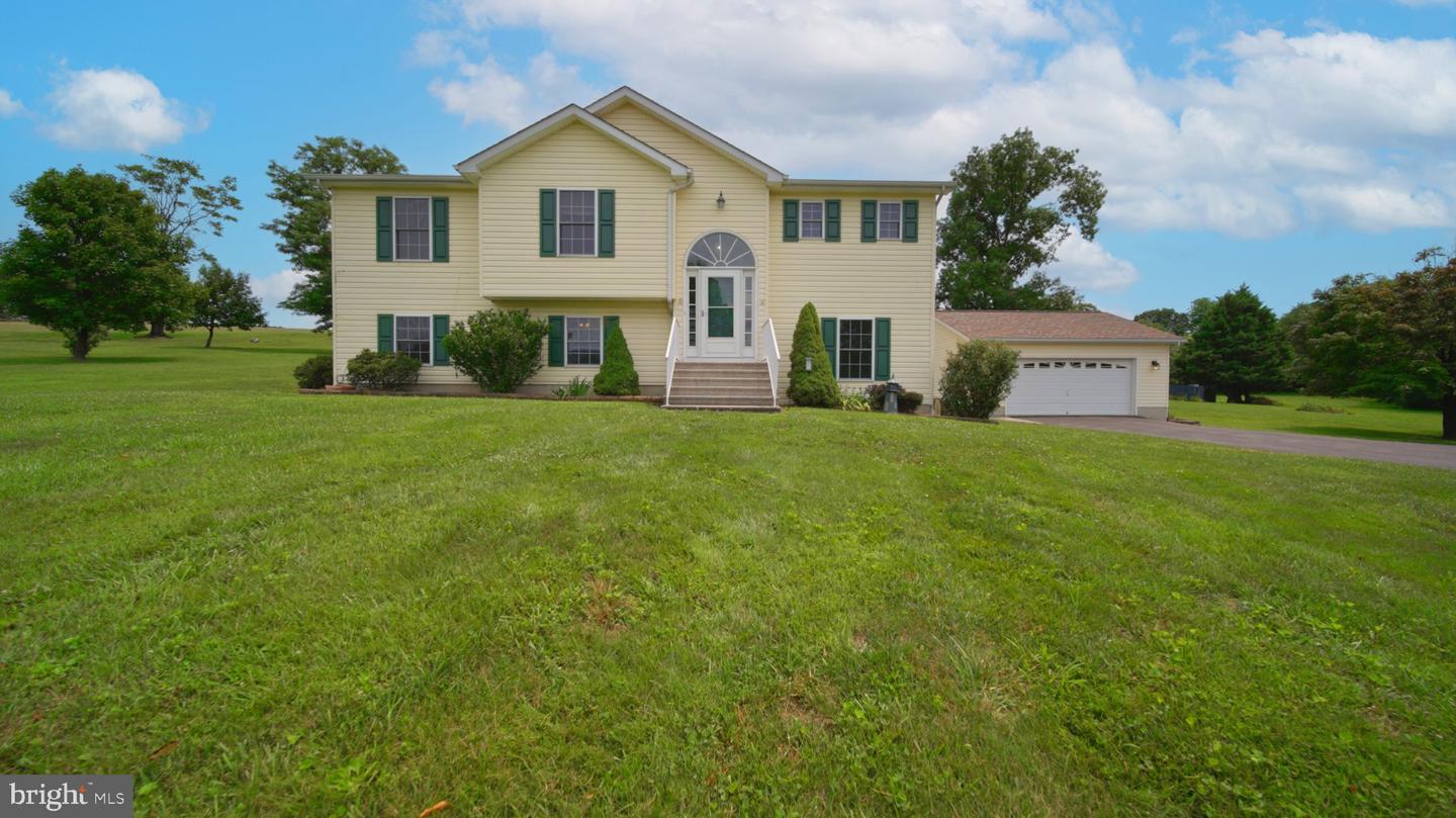 75 Barlow Ct Property Photo 1