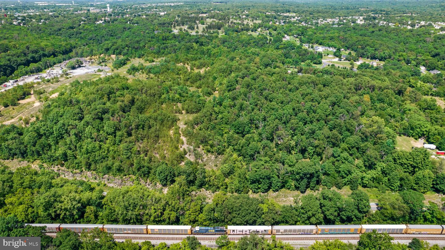 Golf Course Rd Property Photo 2