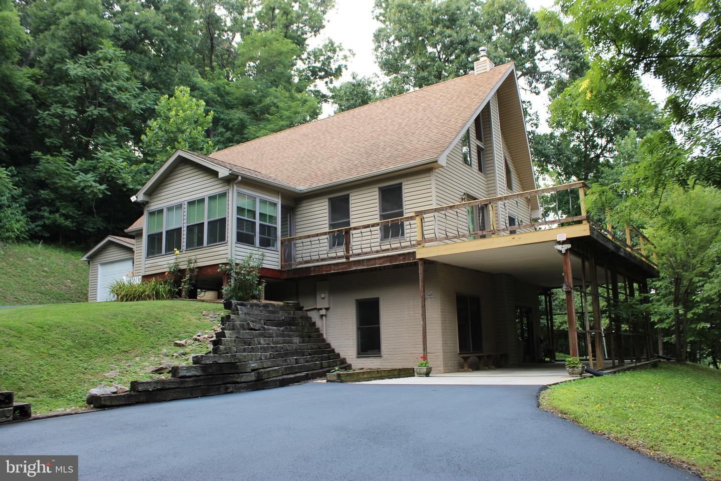957 Butlers Chapel Rd Property Photo 1