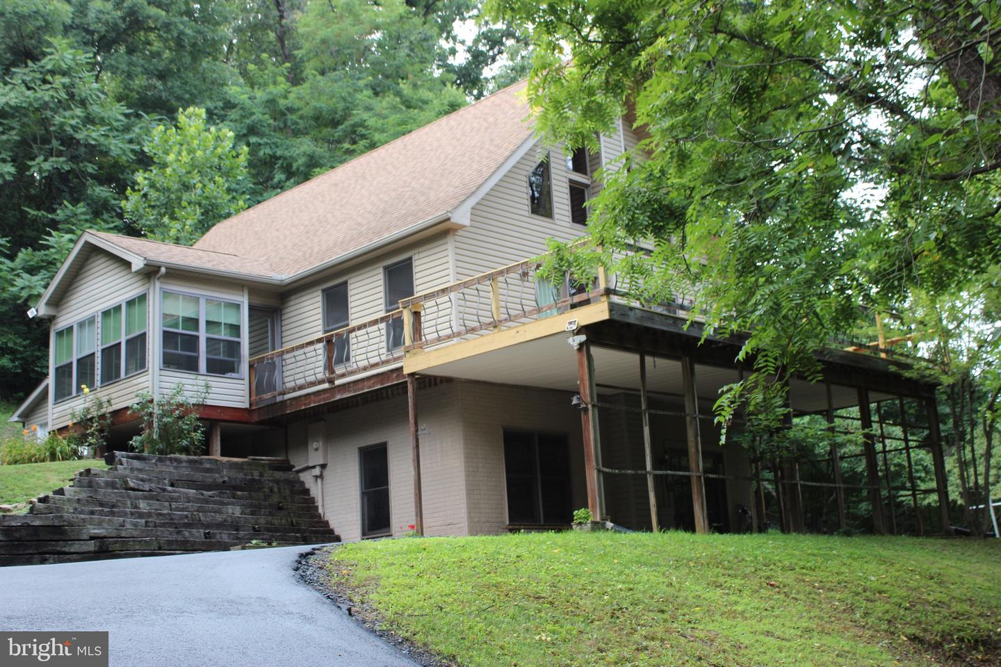 957 Butlers Chapel Rd Property Photo 4