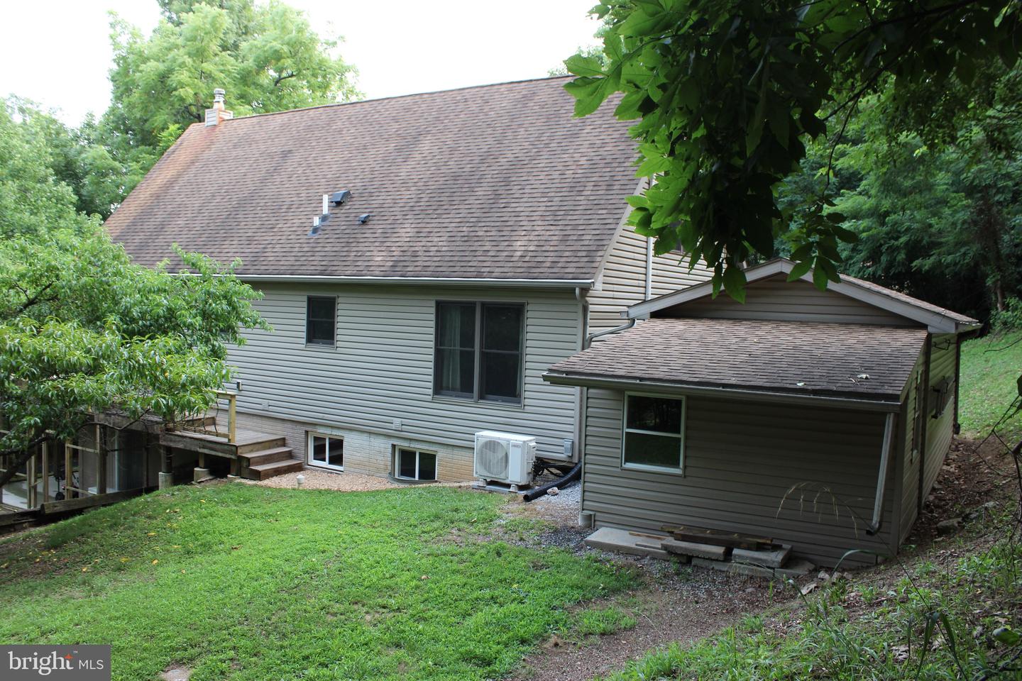 957 Butlers Chapel Rd Property Photo 13