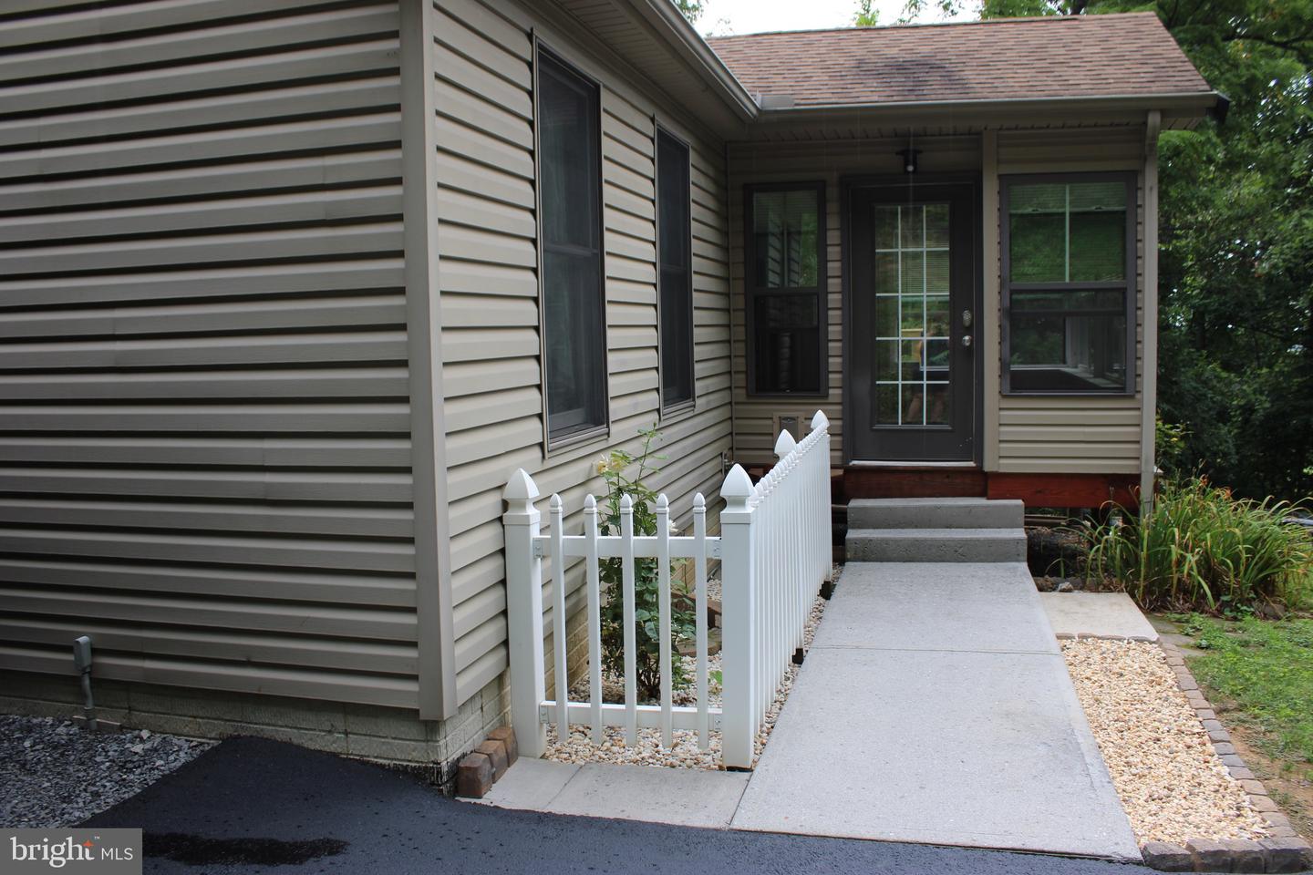 957 Butlers Chapel Rd Property Photo 32