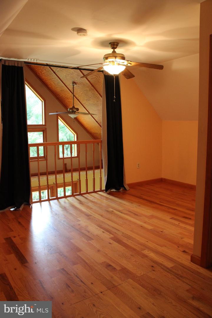 957 Butlers Chapel Rd Property Photo 87