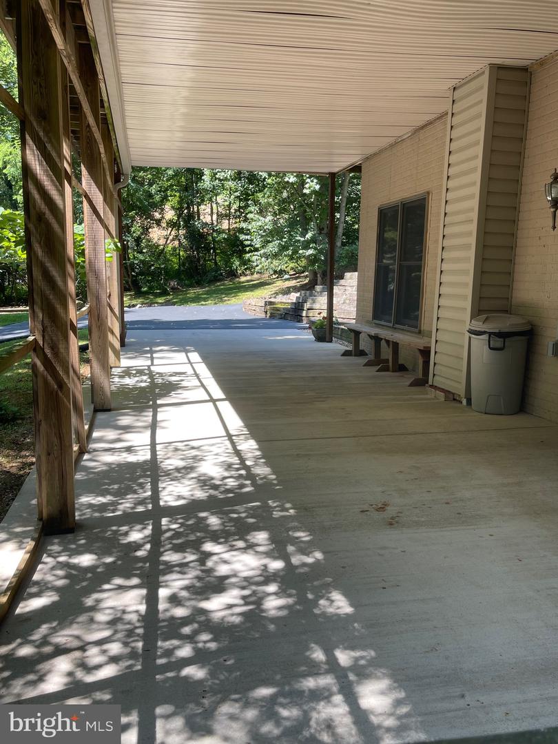 957 Butlers Chapel Rd Property Photo 110