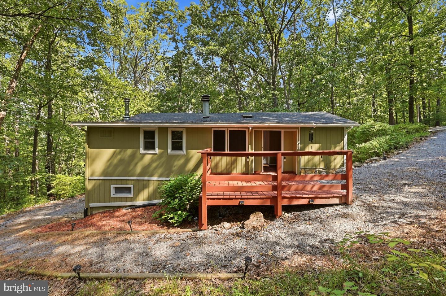 686 NANCY JACK RD