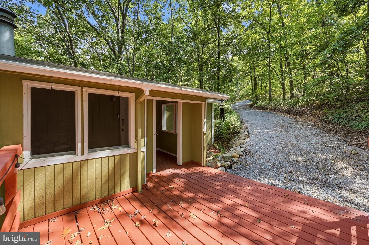 686 Nancy Jack Rd Property Photo 2