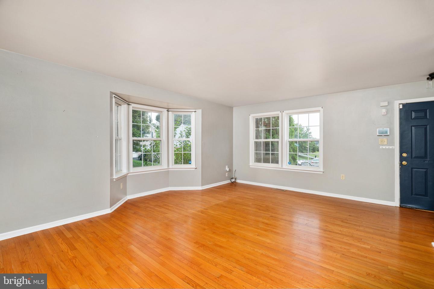 12 Quince Tree Dr Property Photo 3
