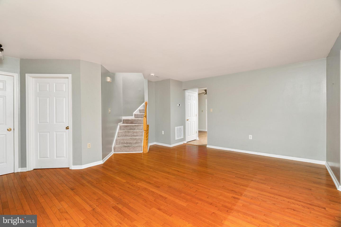 12 Quince Tree Dr Property Photo 4