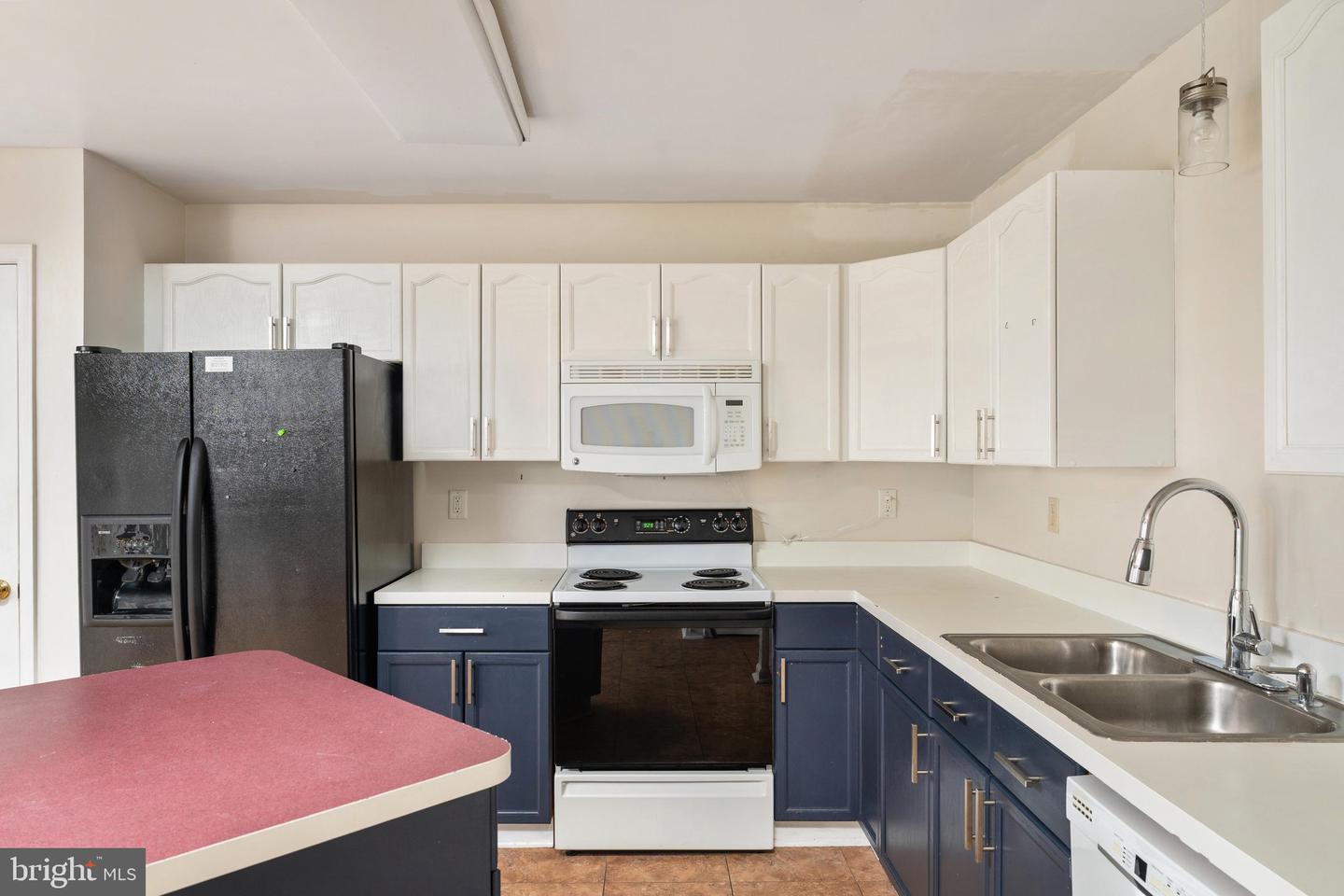 12 Quince Tree Dr Property Photo 8