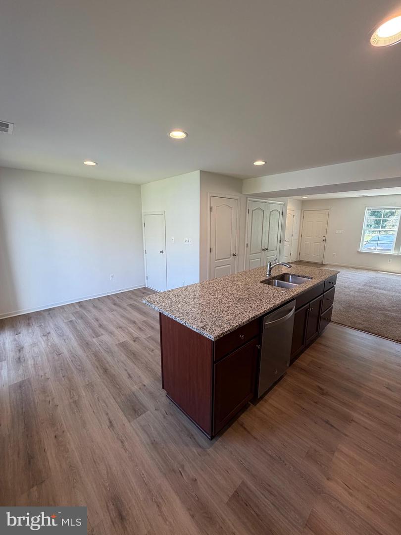 164 Scotch Pine Dr Property Photo 10