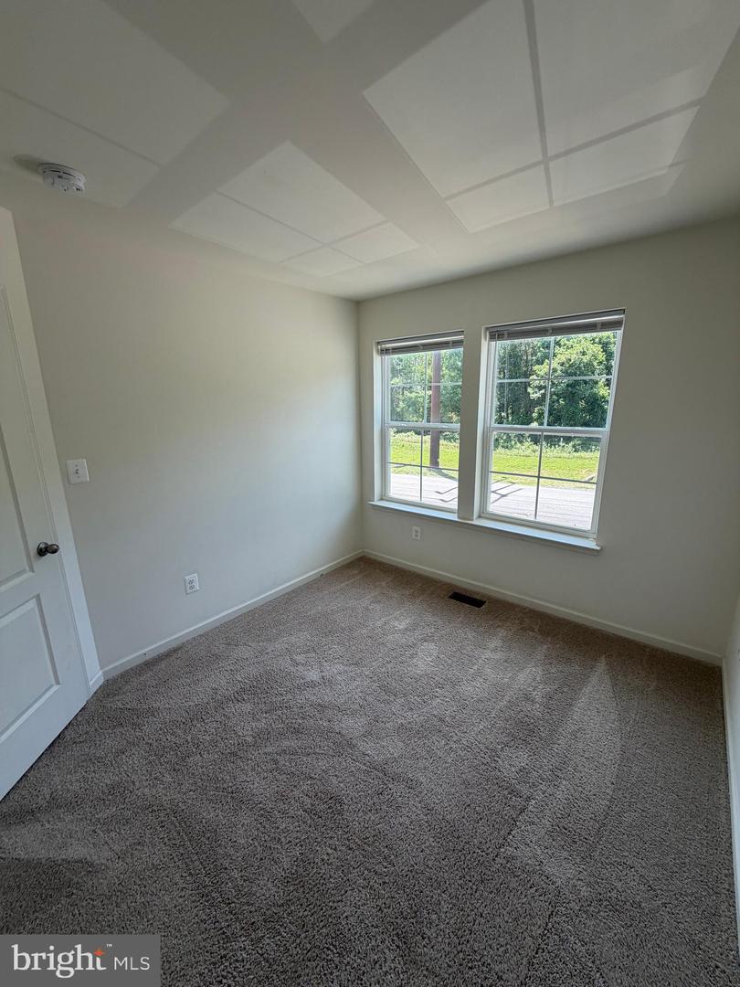 164 Scotch Pine Dr Property Photo 25