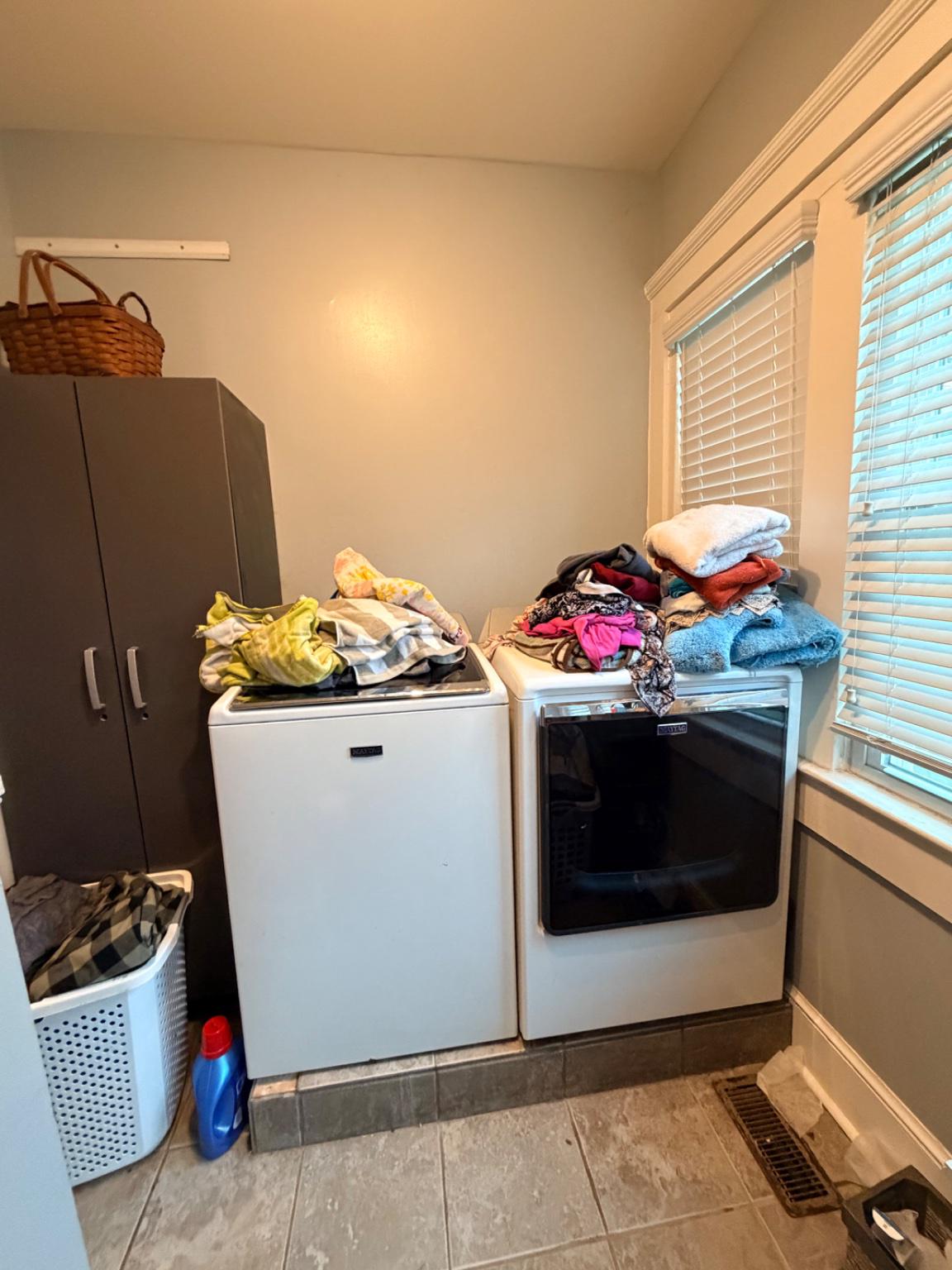 1025 W King St Property Photo 30