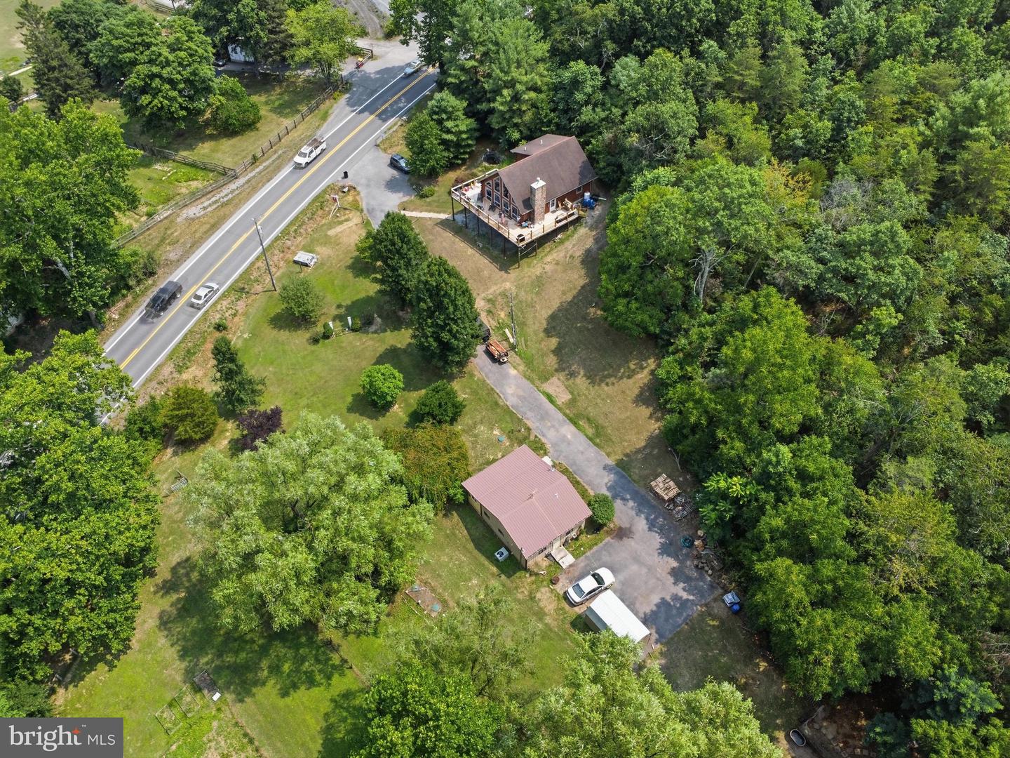 11181 And 11185 Hedgesville Rd Property Photo 54