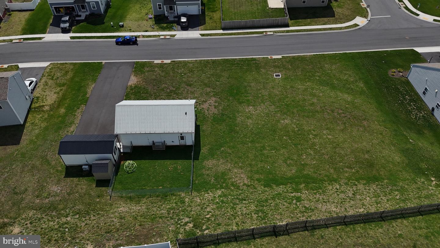 111 Kiskadee Dr Property Photo 9
