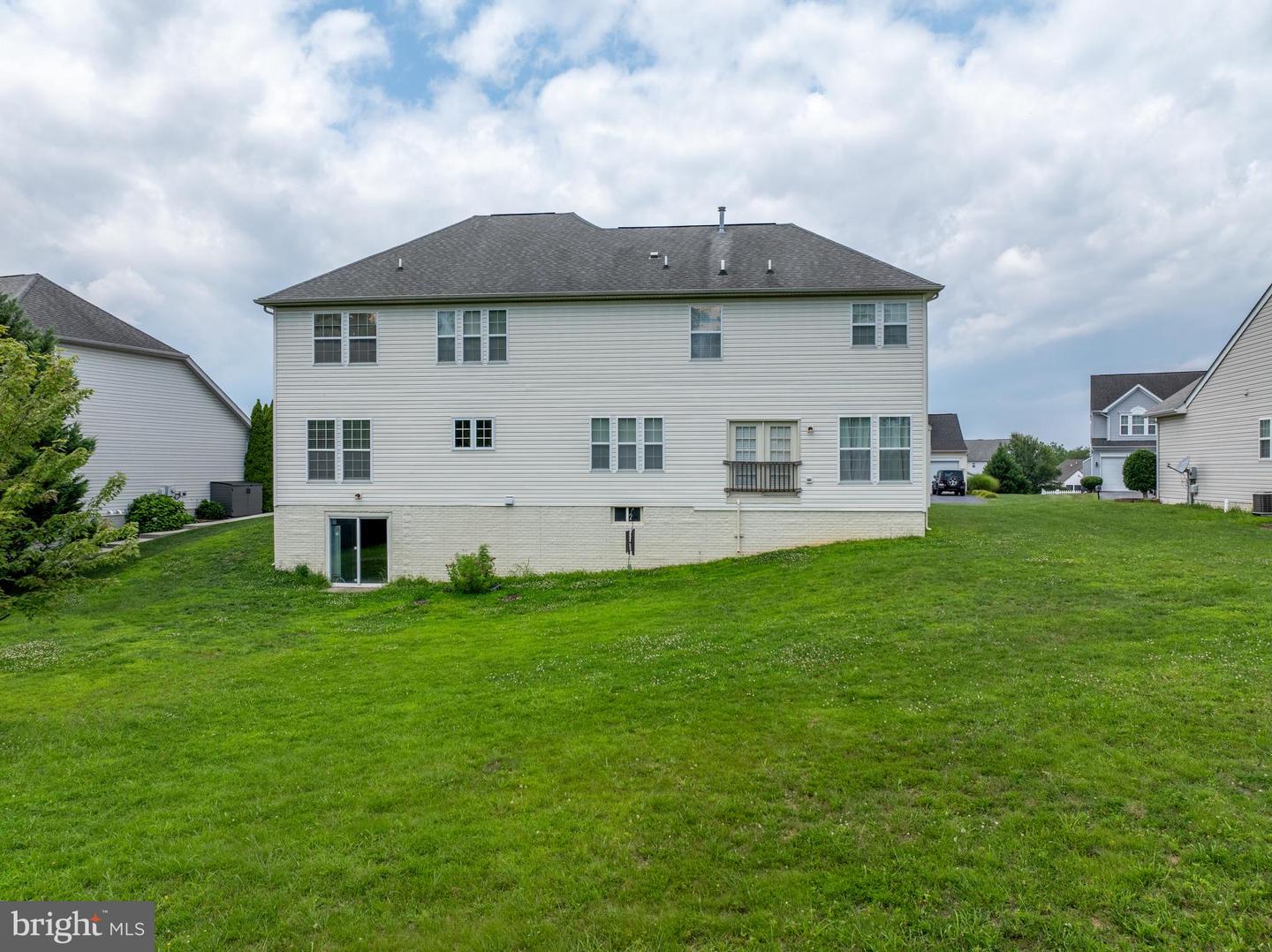 21 Backing Circle Property Photo 7