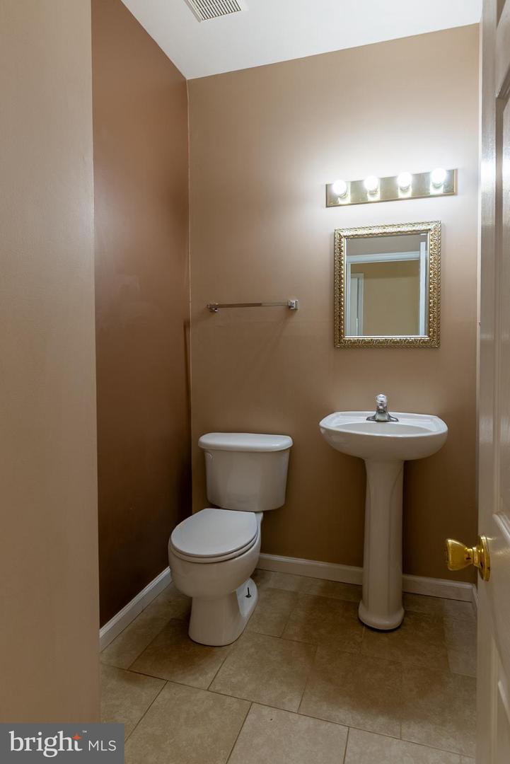 21 Backing Circle Property Photo 10