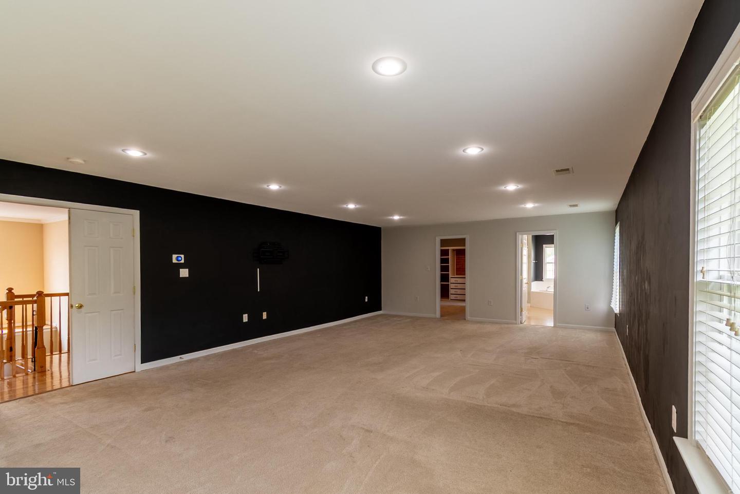 21 Backing Circle Property Photo 27