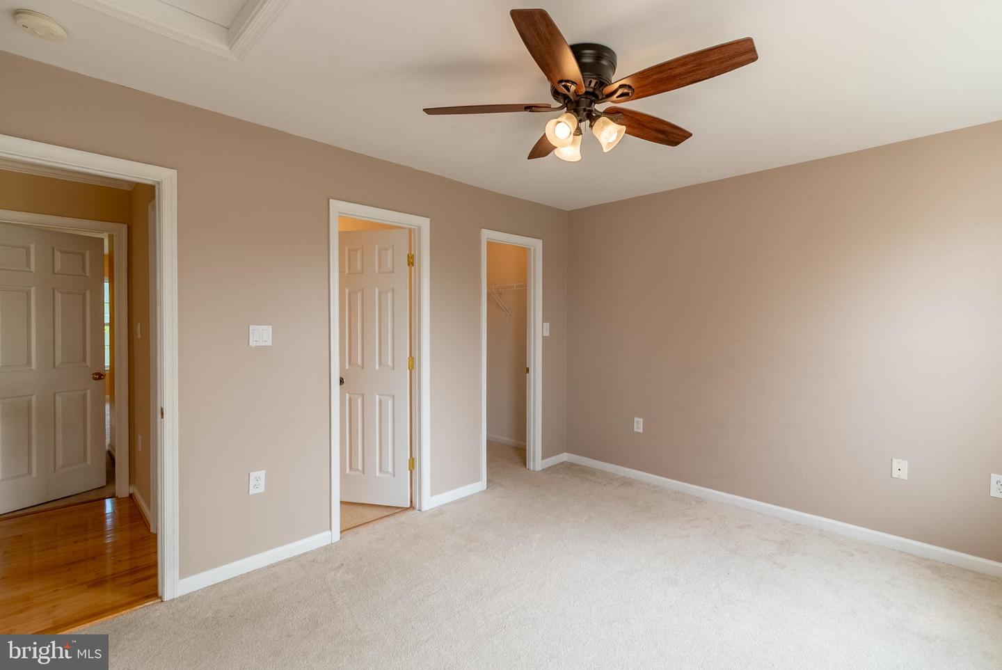21 Backing Circle Property Photo 37