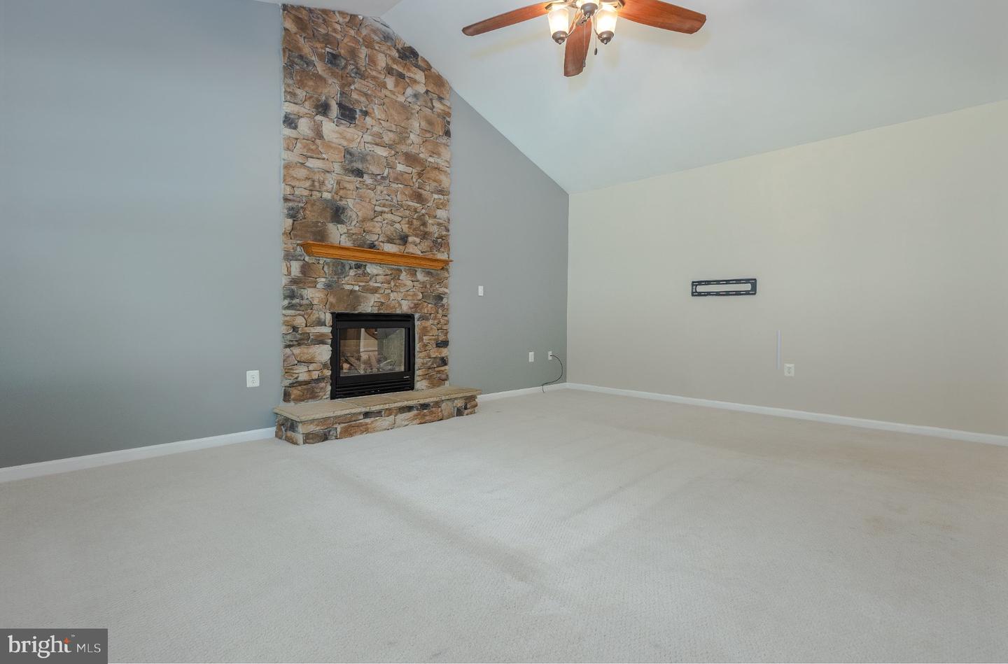 105 Ticonderoga Dr Property Photo 12