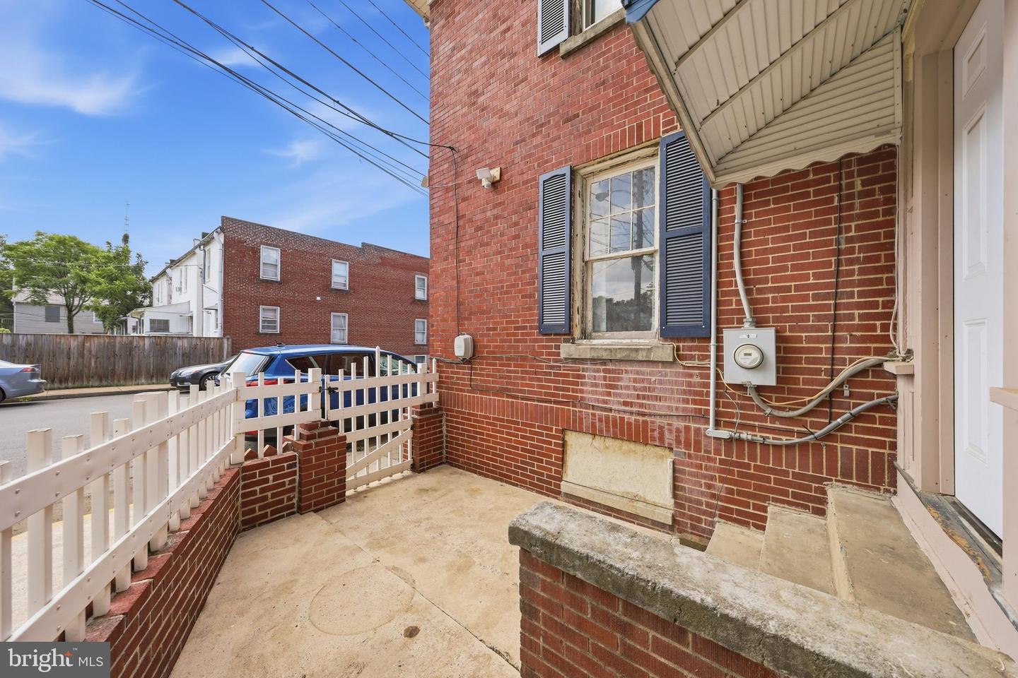 800 W King Property Photo 56