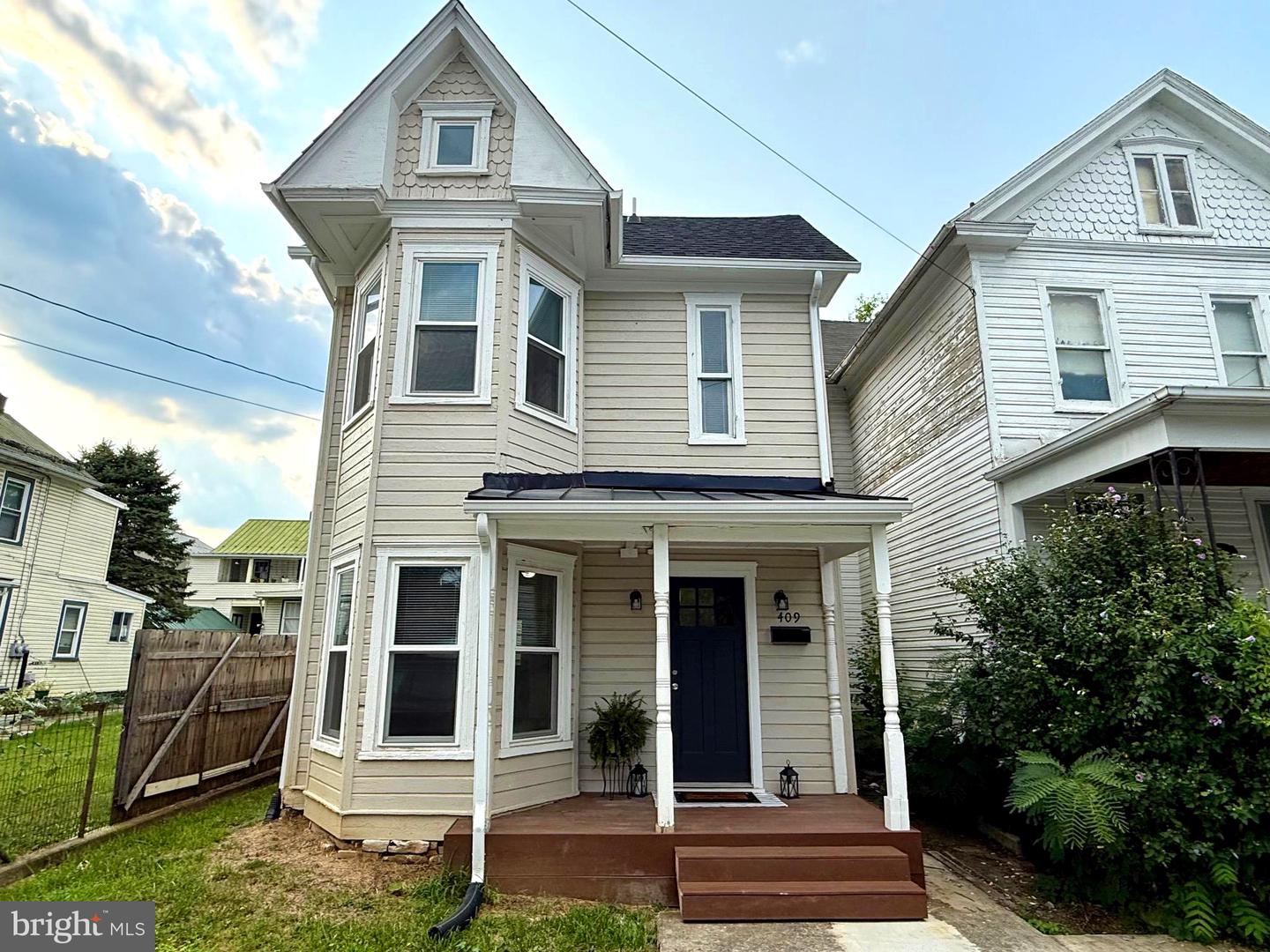 409 FAULKNER AVE Property Photo 1